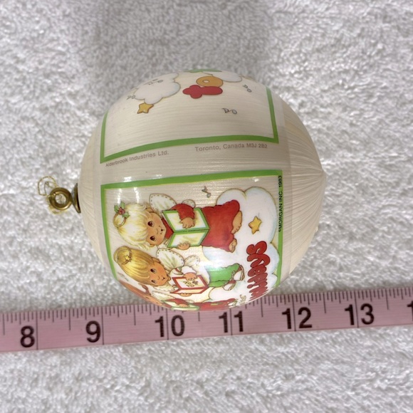 Vintage 1983 Joy to the World Happy Holidays Holiday Ornament - Picture 11 of 11